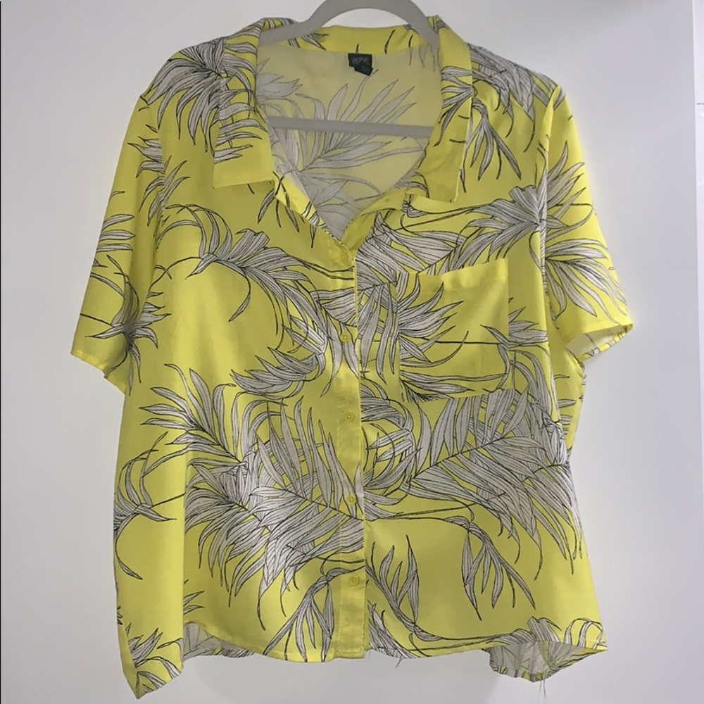 Cropped button down shirt